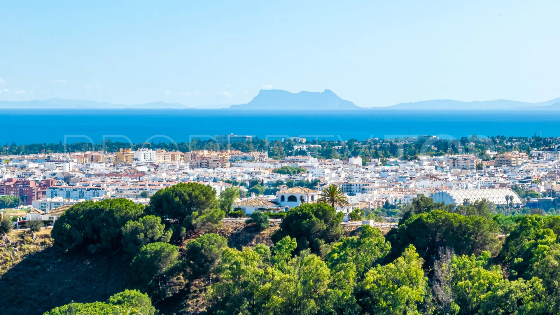 Nueva Andalucia villa for sale