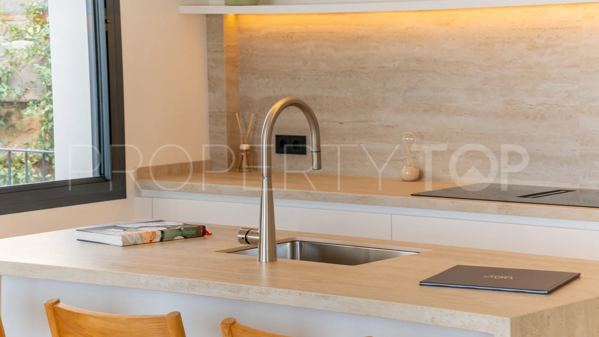 Se vende villa en Sierra Blanca Country Club con 3 dormitorios