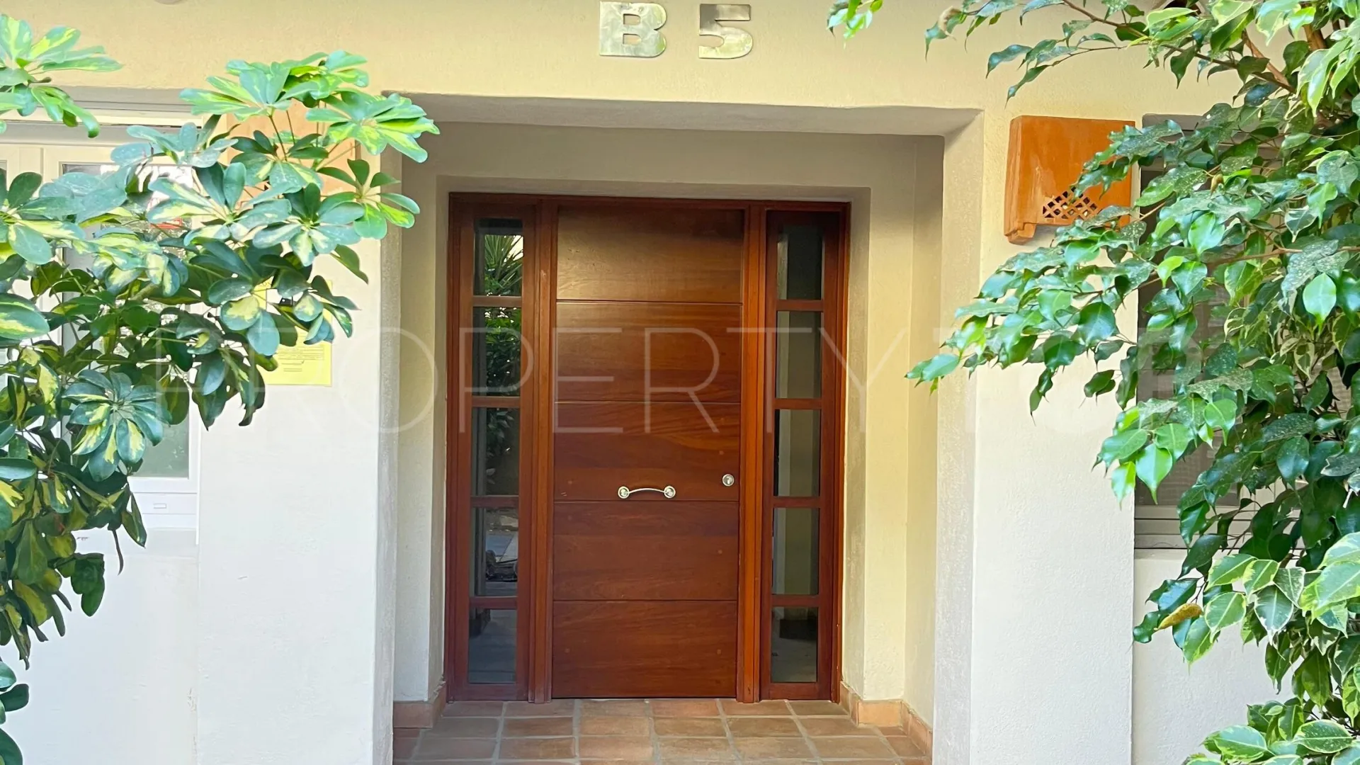 Apartment for sale in Rio Real Golf with 3 bedrooms