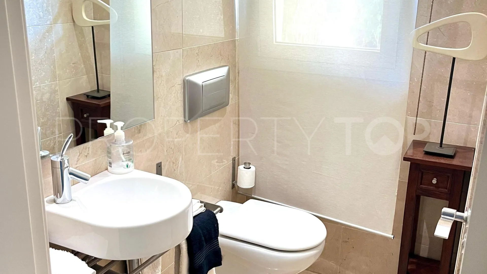 Apartment for sale in Rio Real Golf with 3 bedrooms
