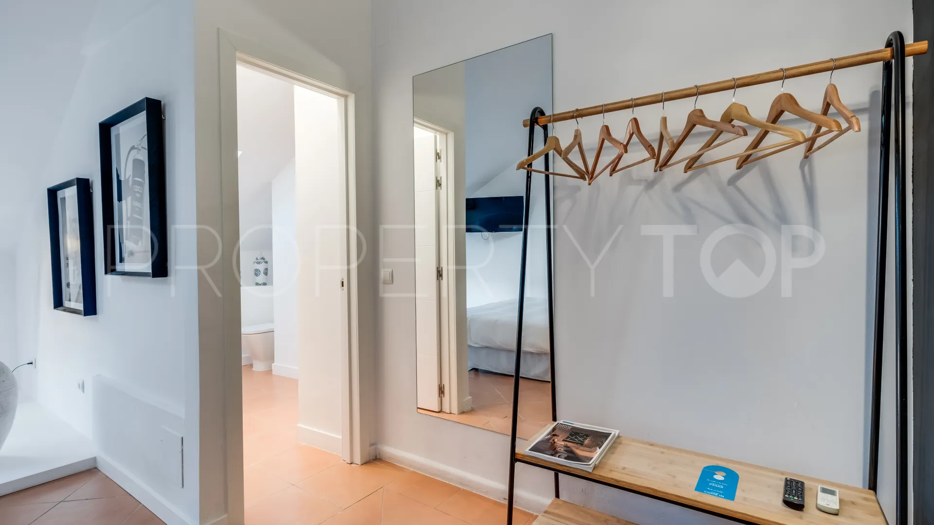 For sale penthouse with 3 bedrooms in Nueva Andalucia