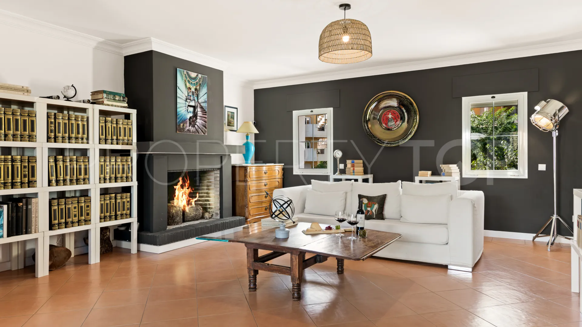 For sale penthouse with 3 bedrooms in Nueva Andalucia