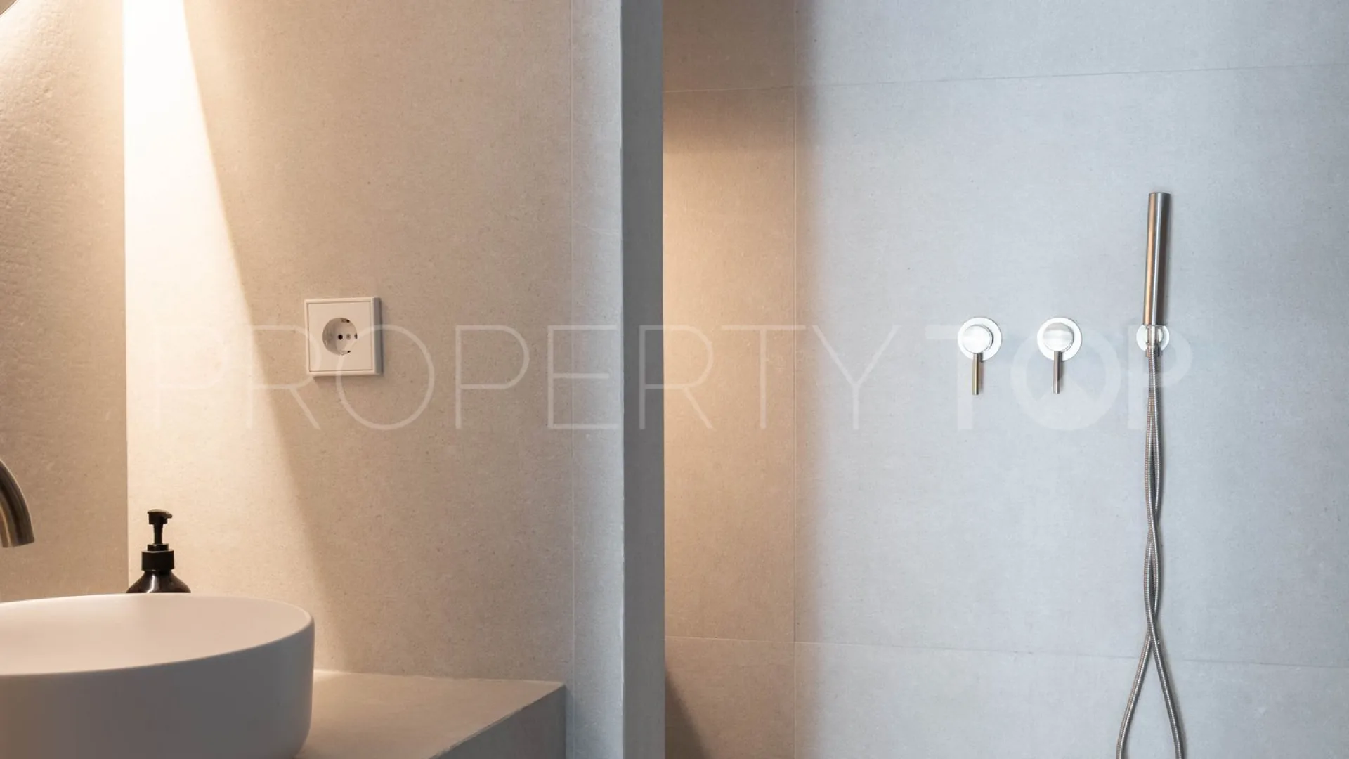 For sale apartment in Los Arcos (La Quinta)