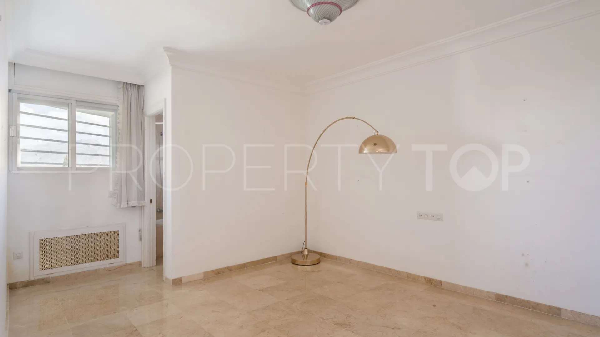 For sale Guadalmina Alta 2 bedrooms apartment