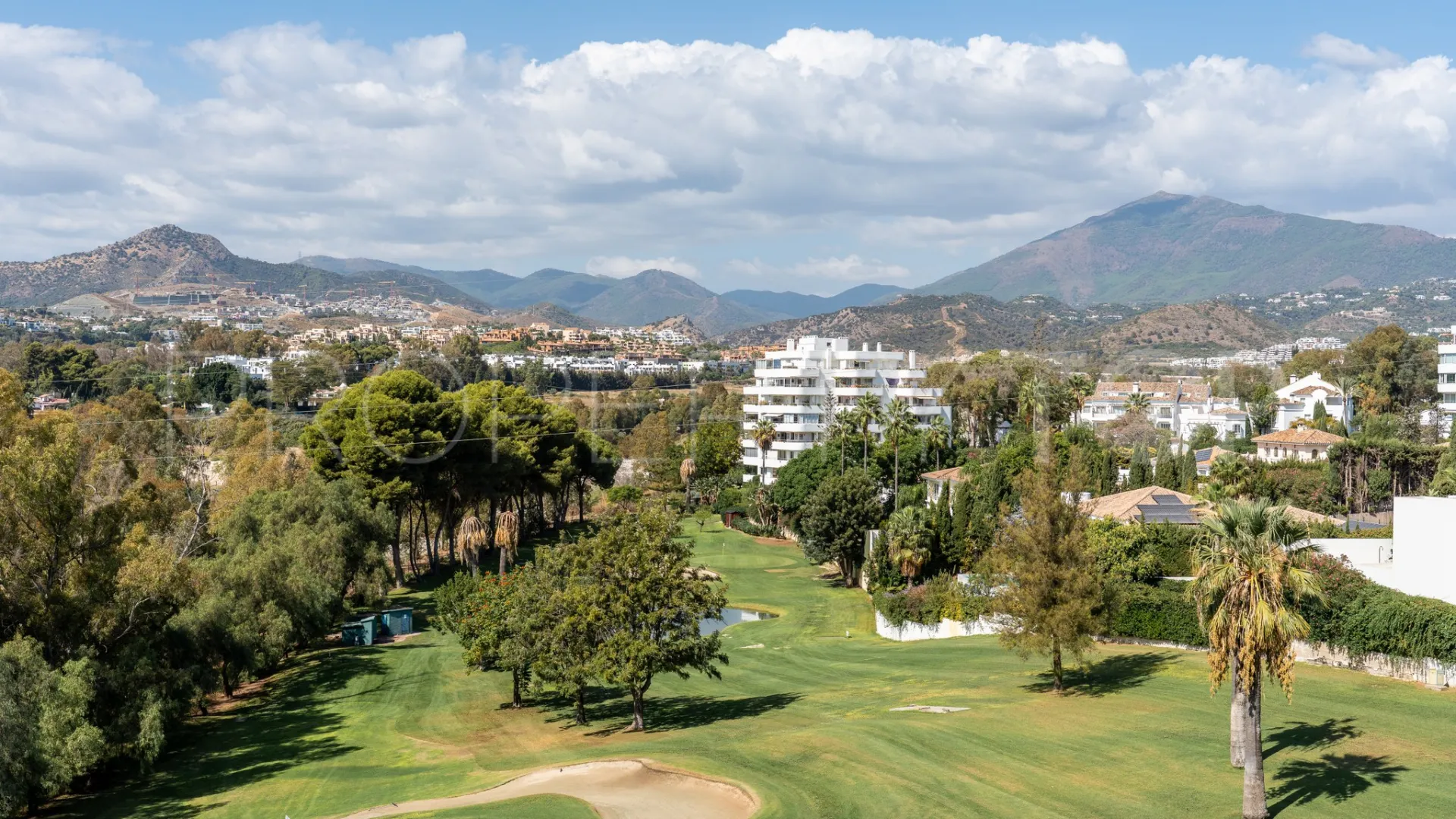 For sale Guadalmina Alta 2 bedrooms apartment