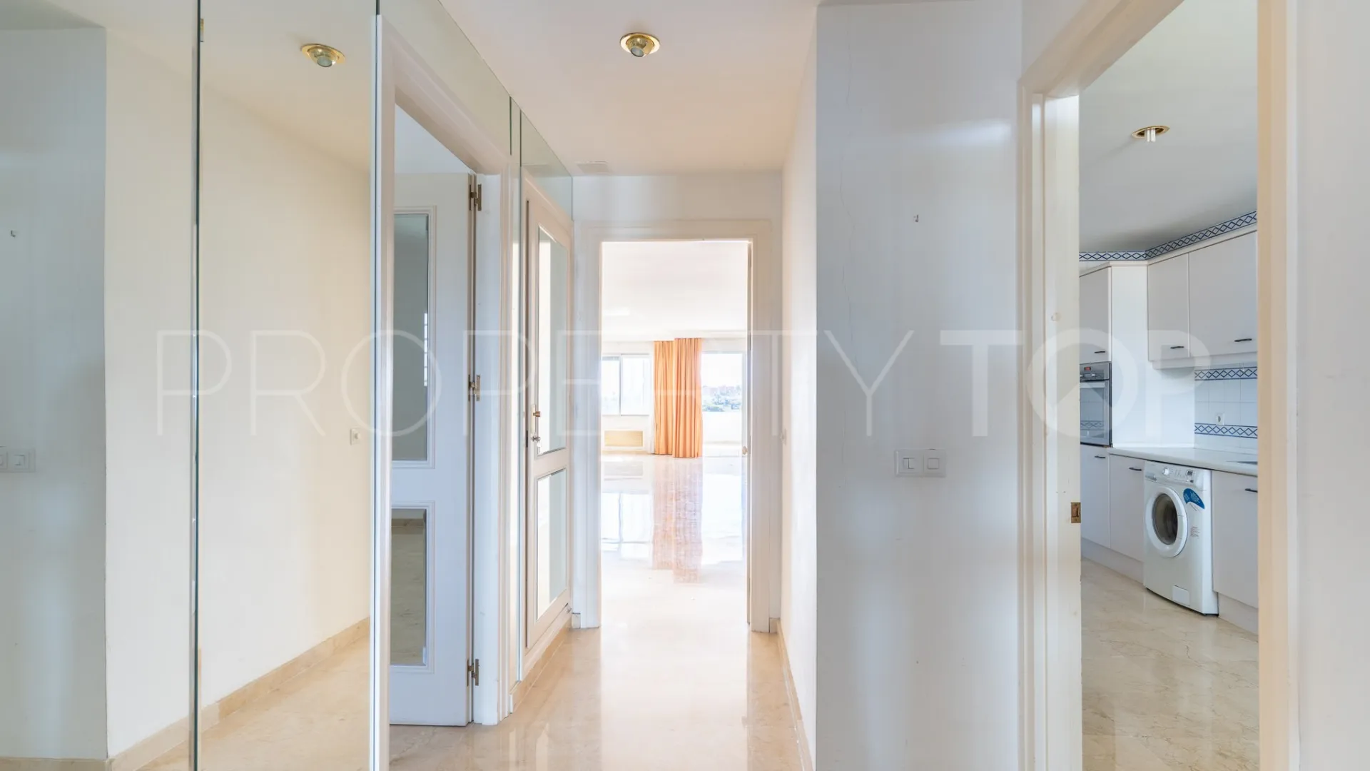 For sale Guadalmina Alta 2 bedrooms apartment