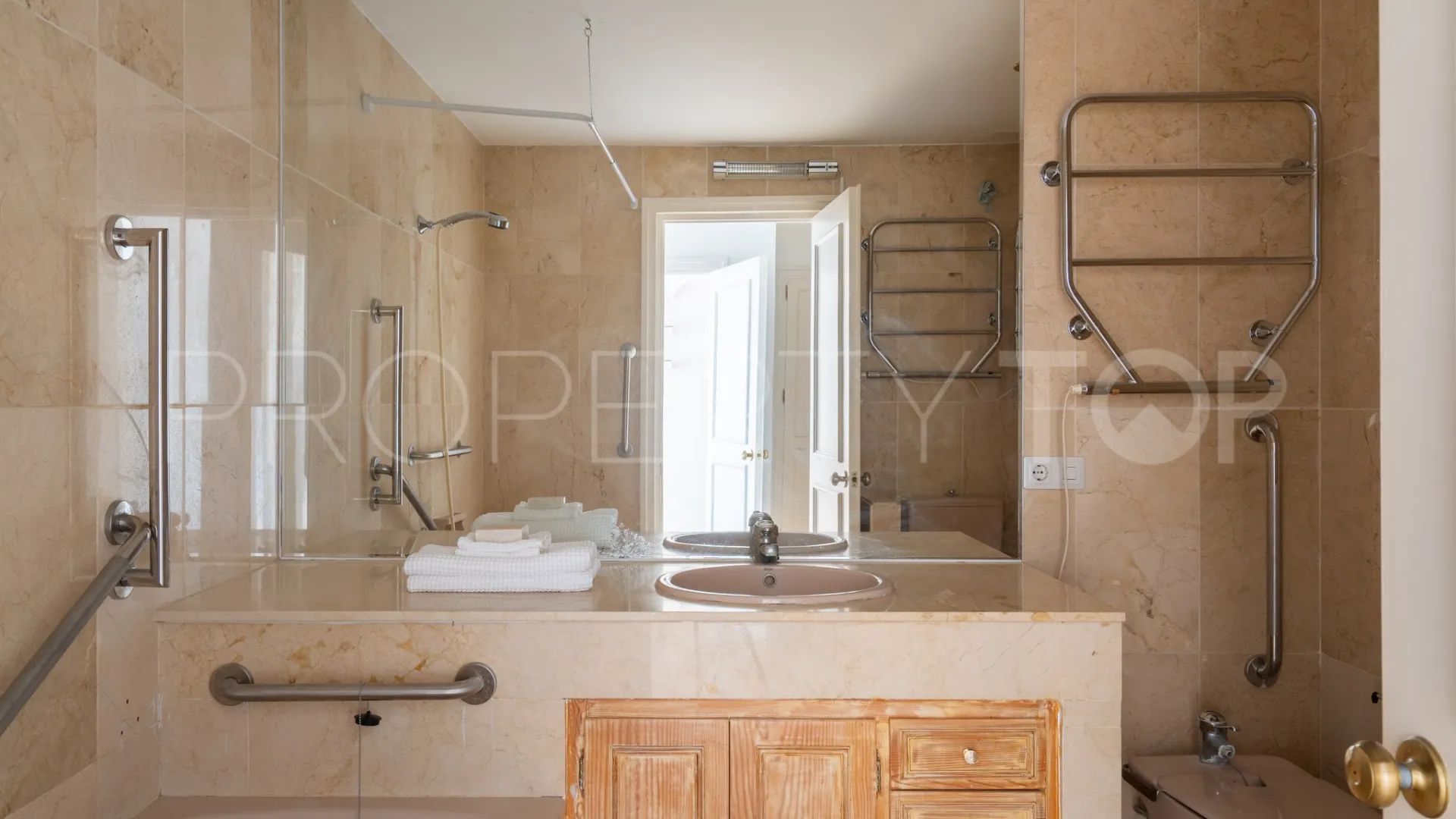 For sale Guadalmina Alta 2 bedrooms apartment