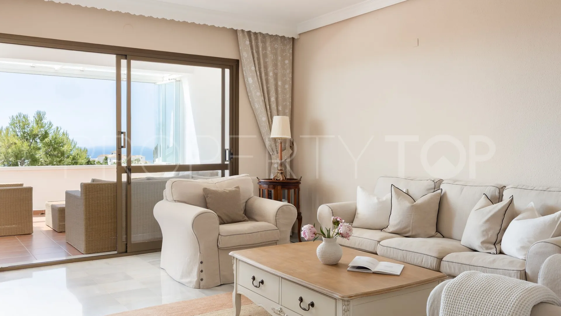 Se vende apartamento en Sitio de Calahonda