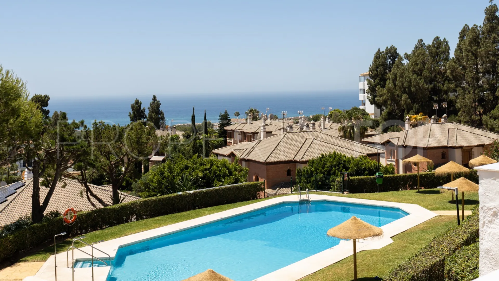 Se vende apartamento en Sitio de Calahonda