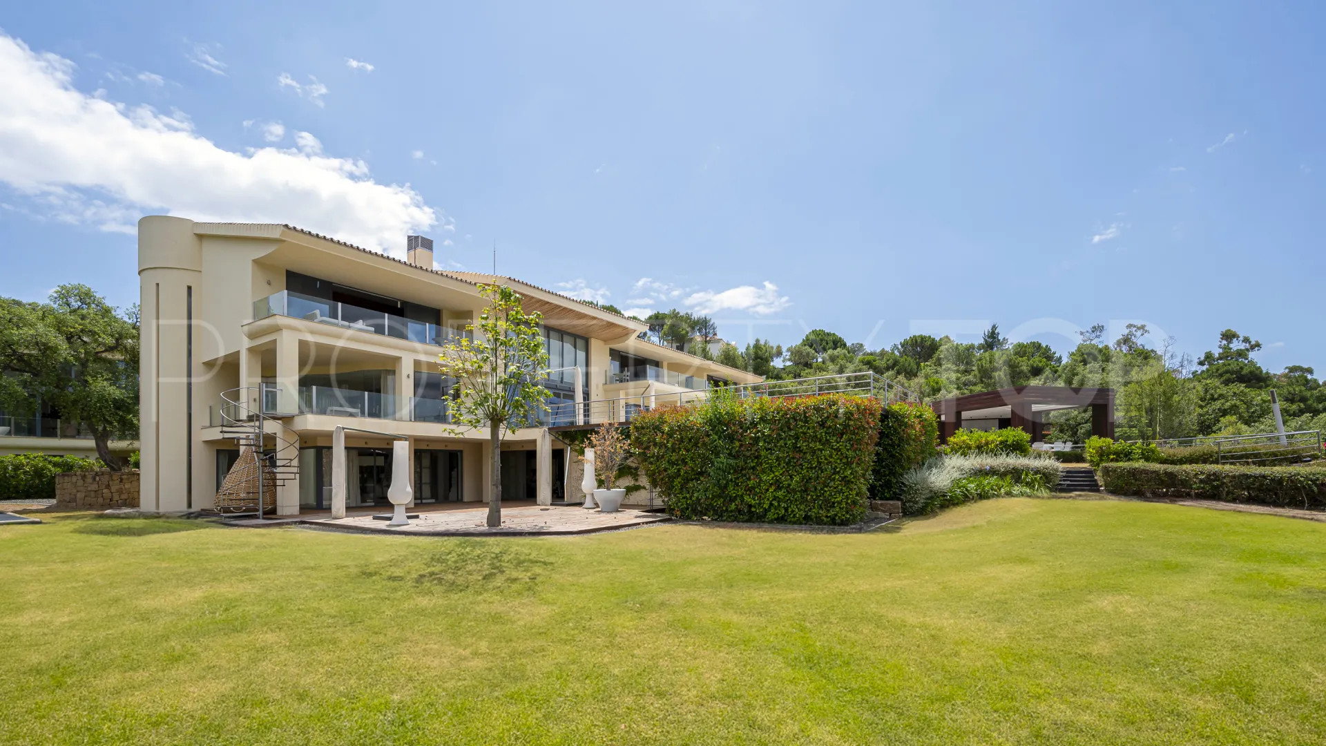 Villa with 10 bedrooms for sale in La Zagaleta