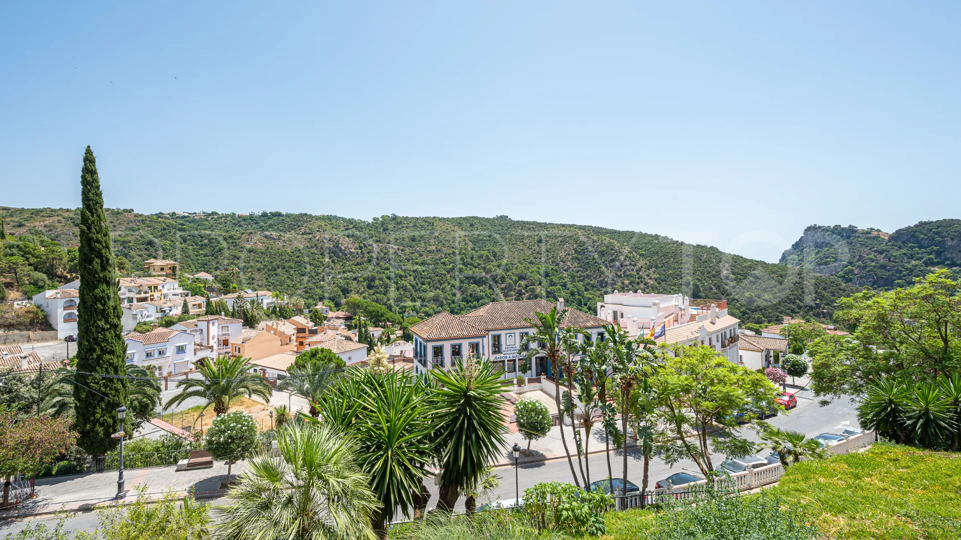 Benahavis, adosado de 5 dormitorios en venta