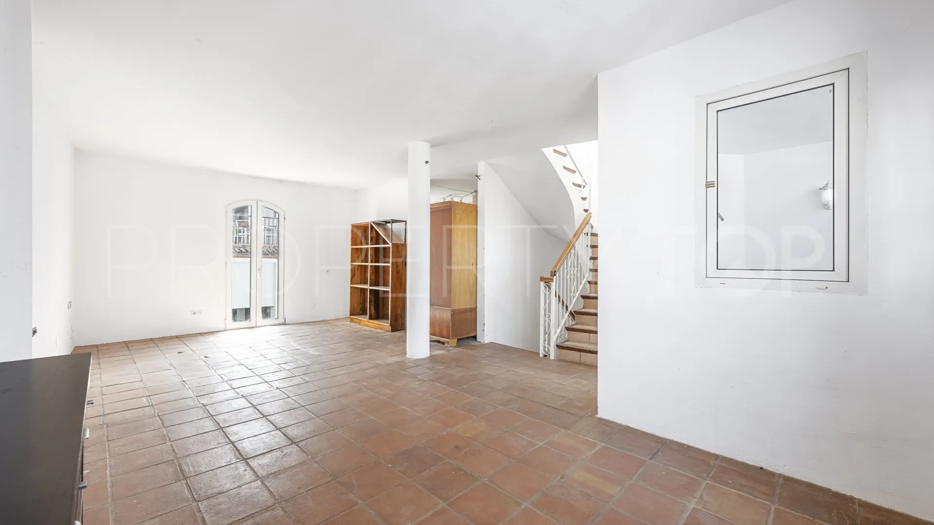 Benahavis, adosado de 5 dormitorios en venta