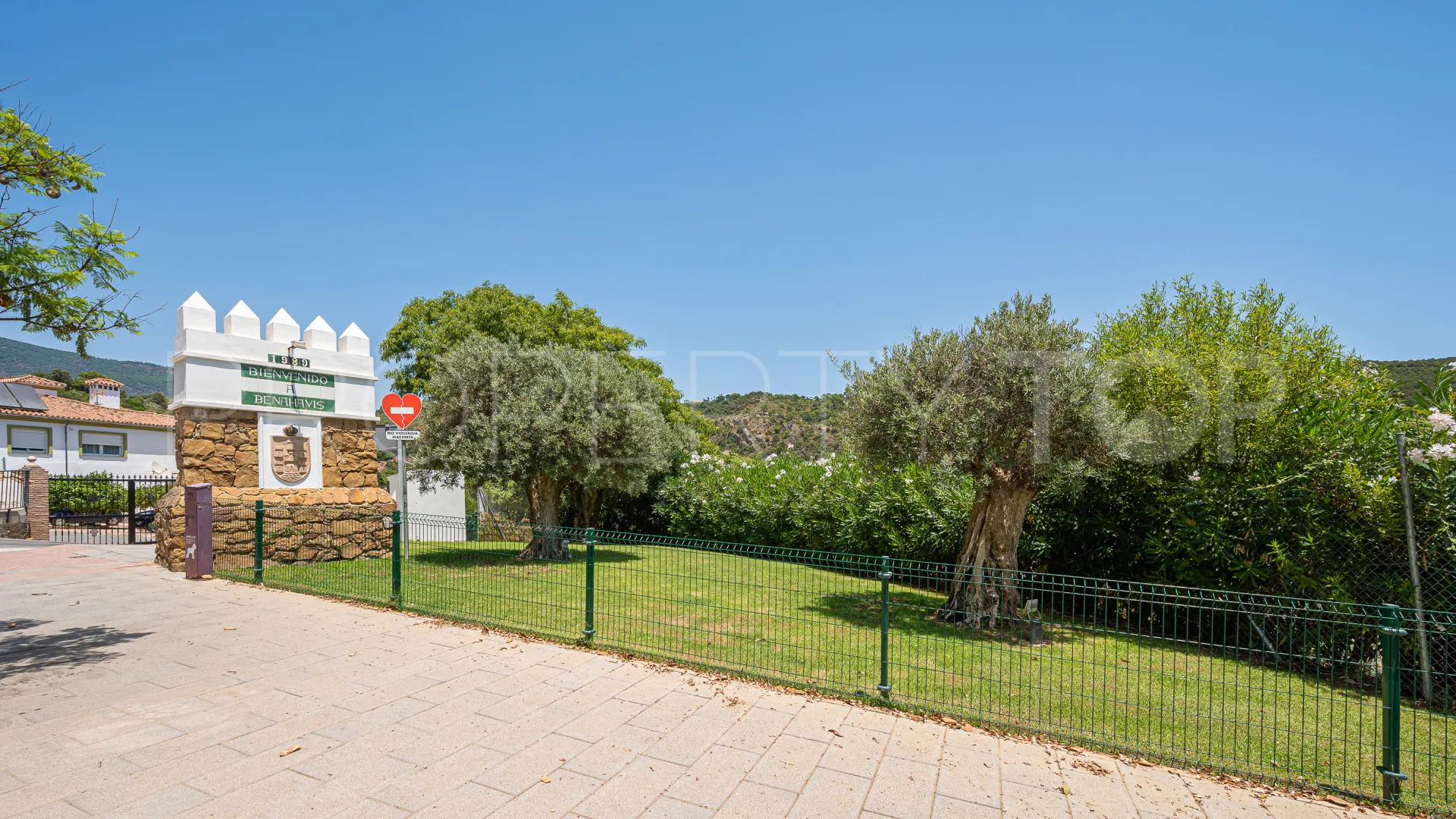 Benahavis, adosado de 5 dormitorios en venta