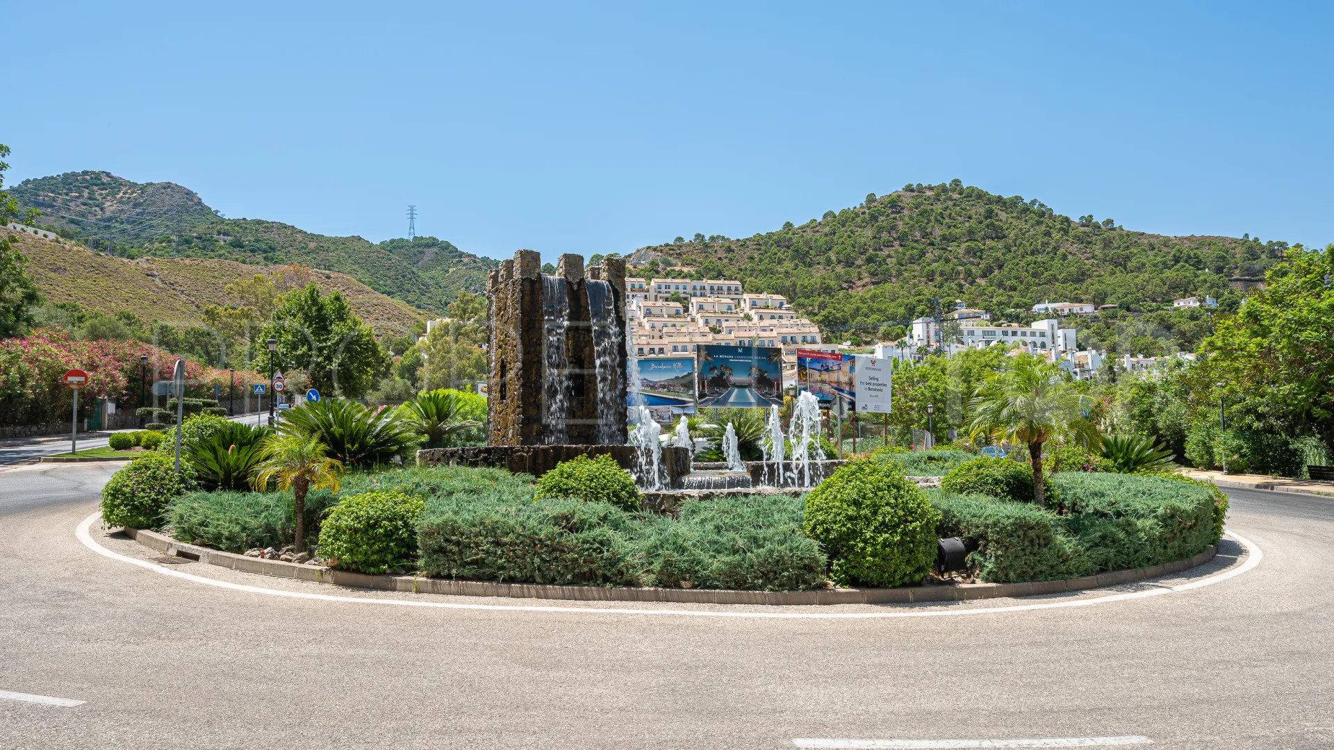 Benahavis, adosado de 5 dormitorios en venta