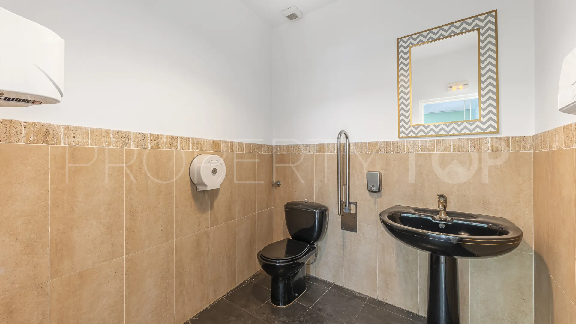 Benahavis, adosado de 5 dormitorios en venta