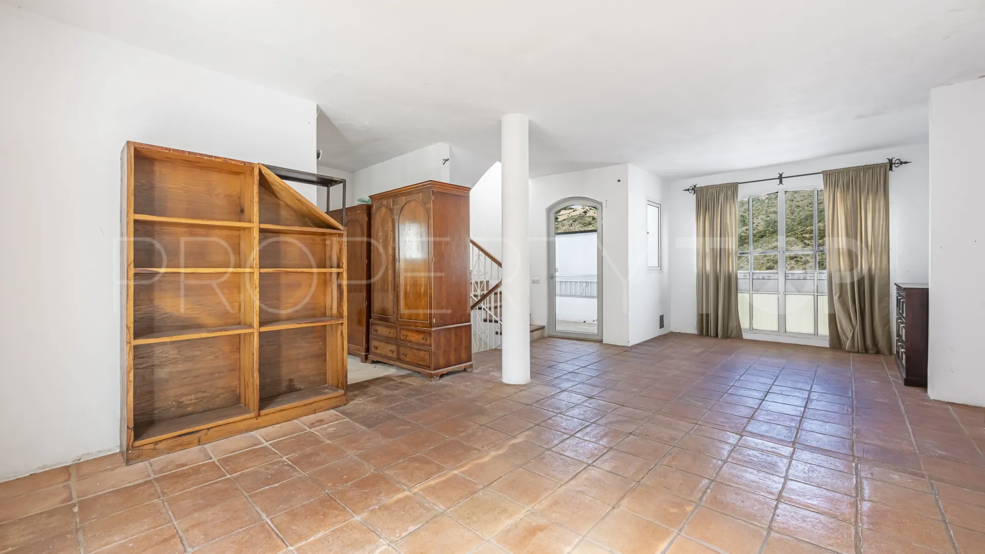 Benahavis, adosado de 5 dormitorios en venta