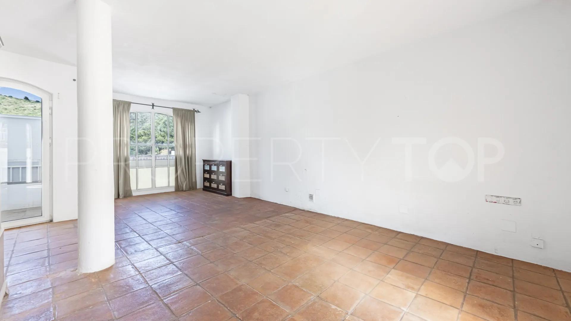Benahavis, adosado de 5 dormitorios en venta