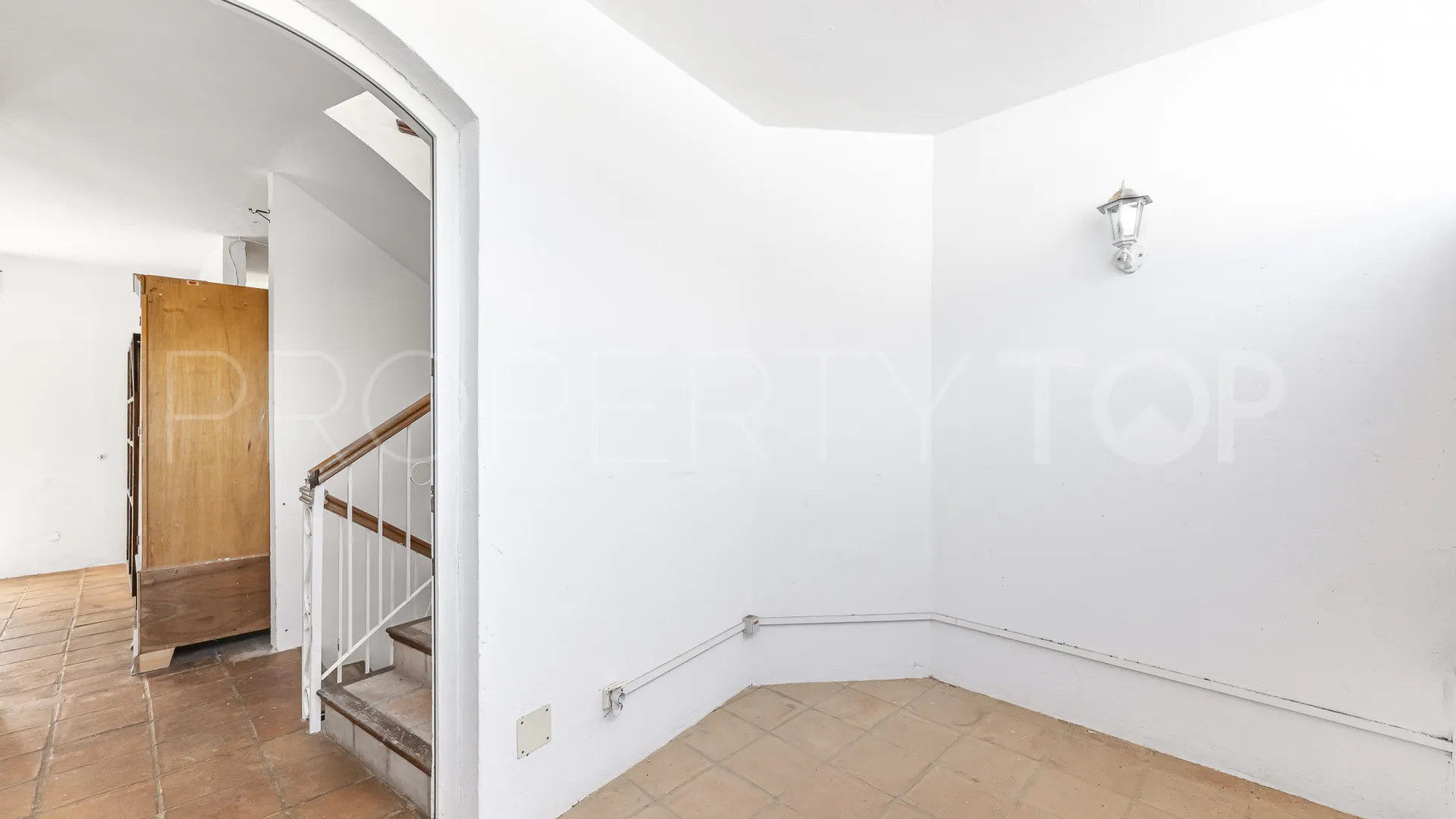 Benahavis, adosado de 5 dormitorios en venta