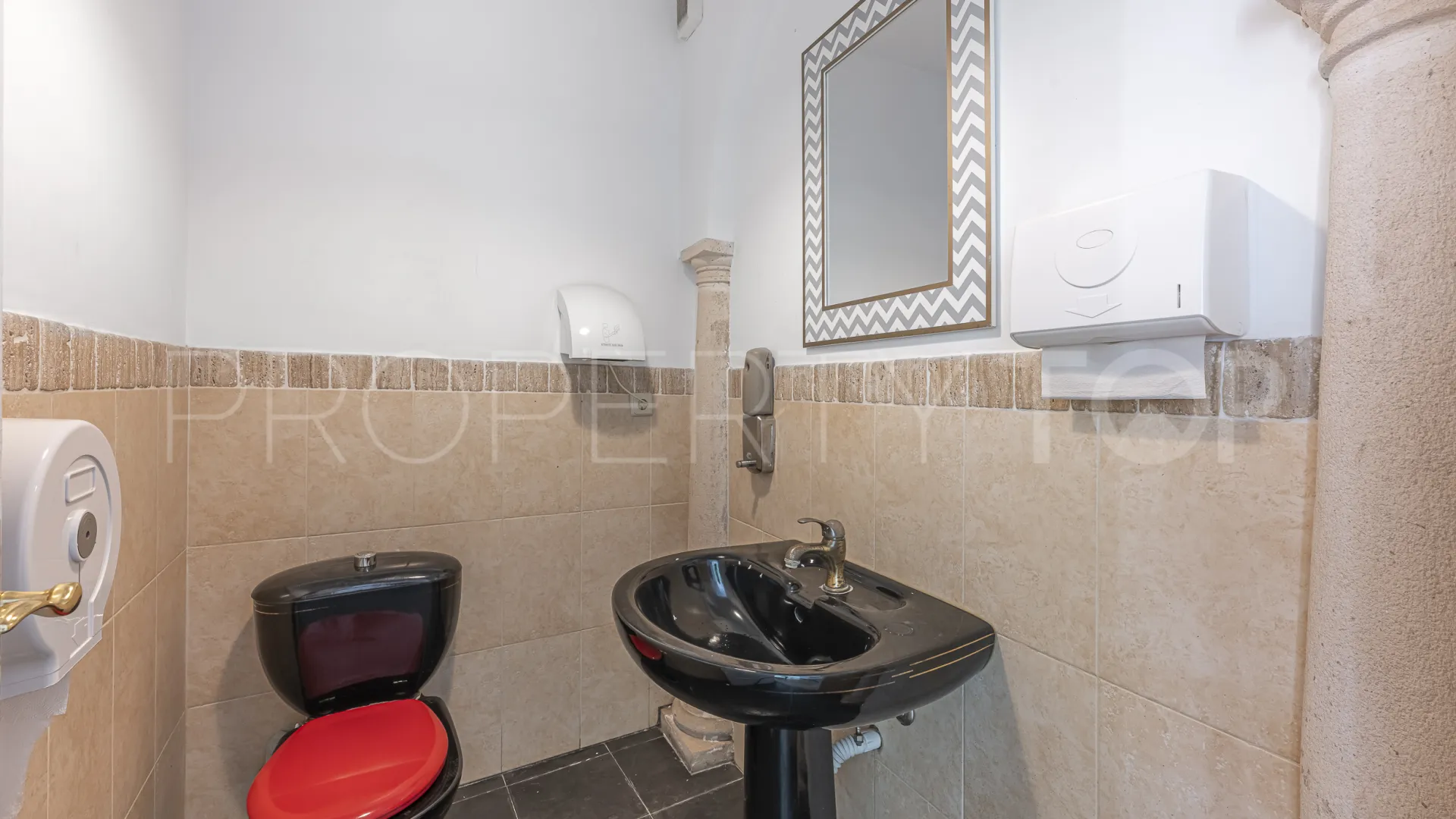 Benahavis, adosado de 5 dormitorios en venta