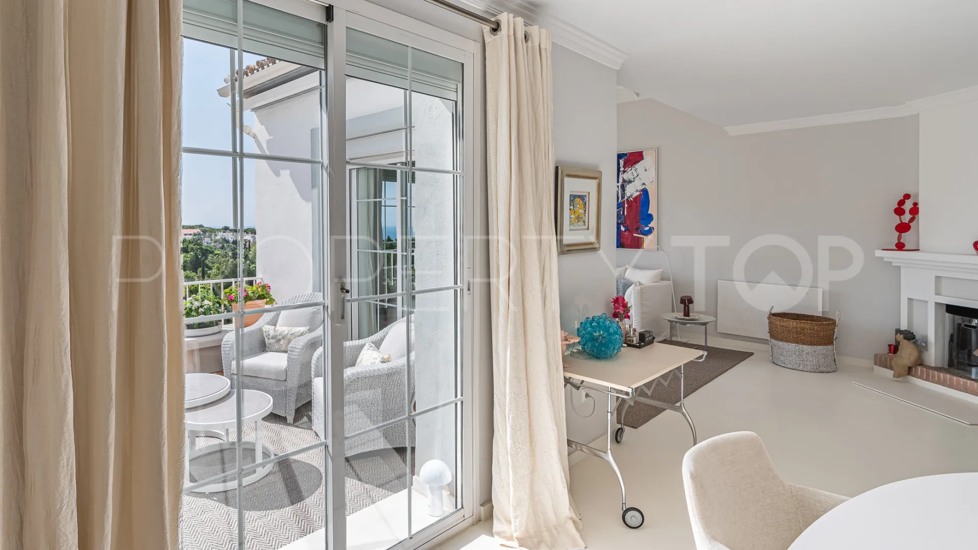 Adosado en venta con 3 dormitorios en Marbella Hill Club