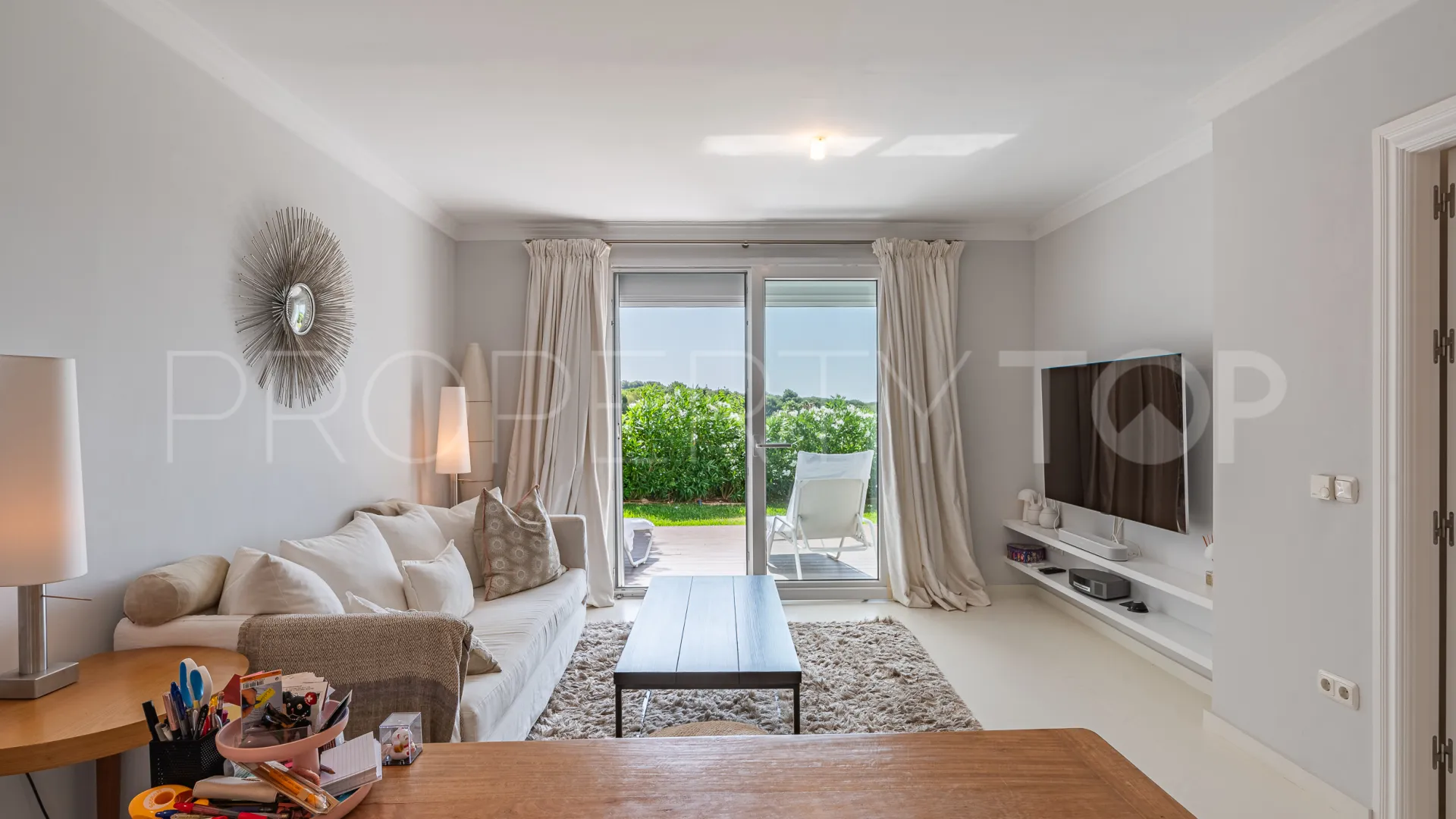 Adosado en venta con 3 dormitorios en Marbella Hill Club