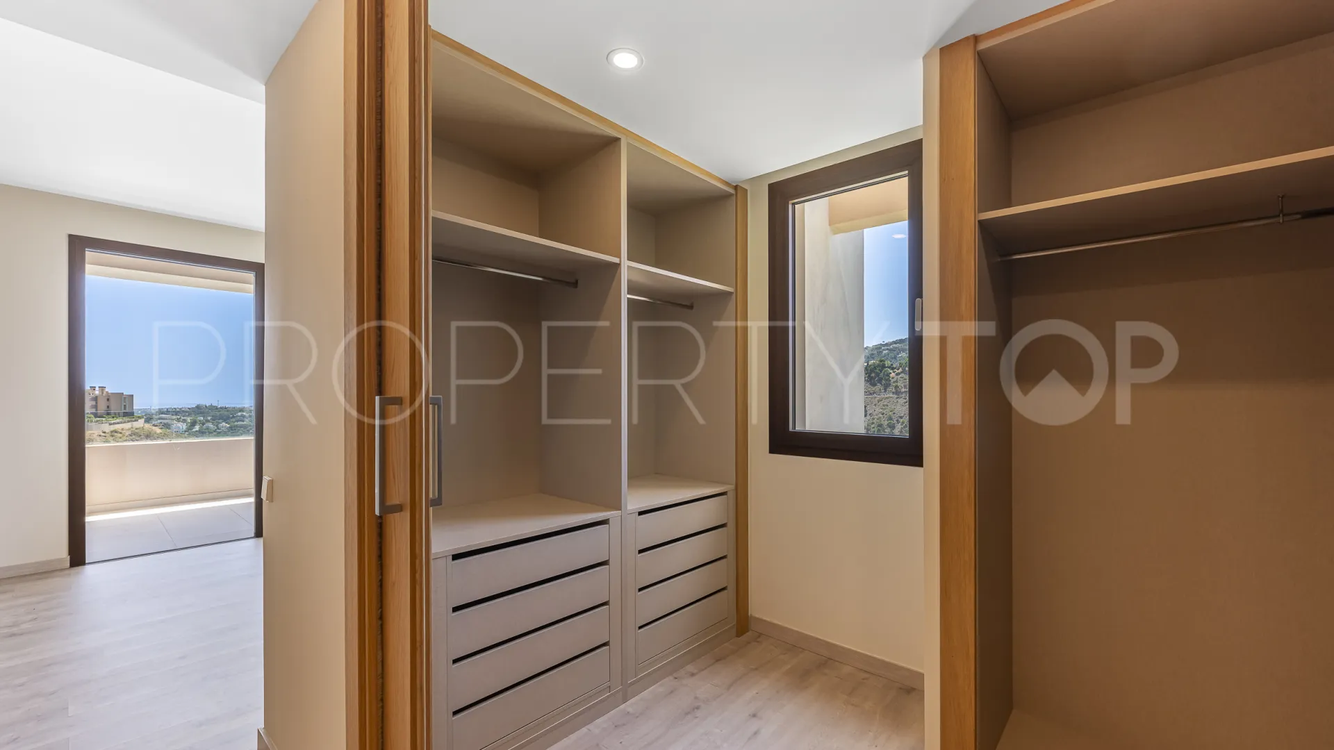 For sale apartment with 4 bedrooms in Real de La Quinta
