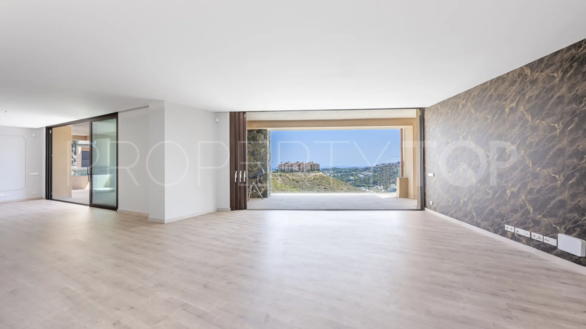 For sale apartment with 4 bedrooms in Real de La Quinta
