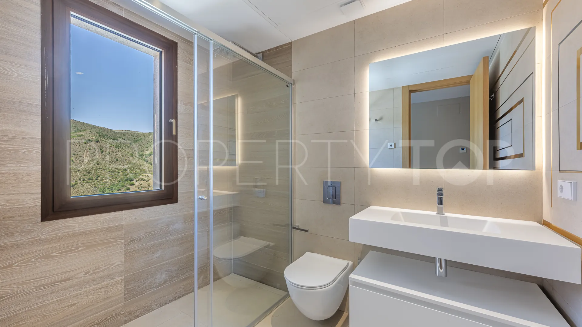 For sale apartment with 4 bedrooms in Real de La Quinta
