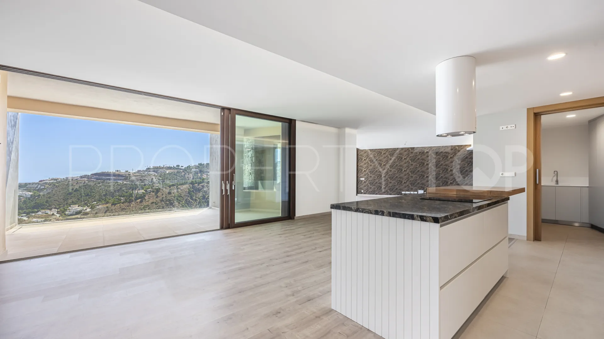 For sale apartment with 4 bedrooms in Real de La Quinta