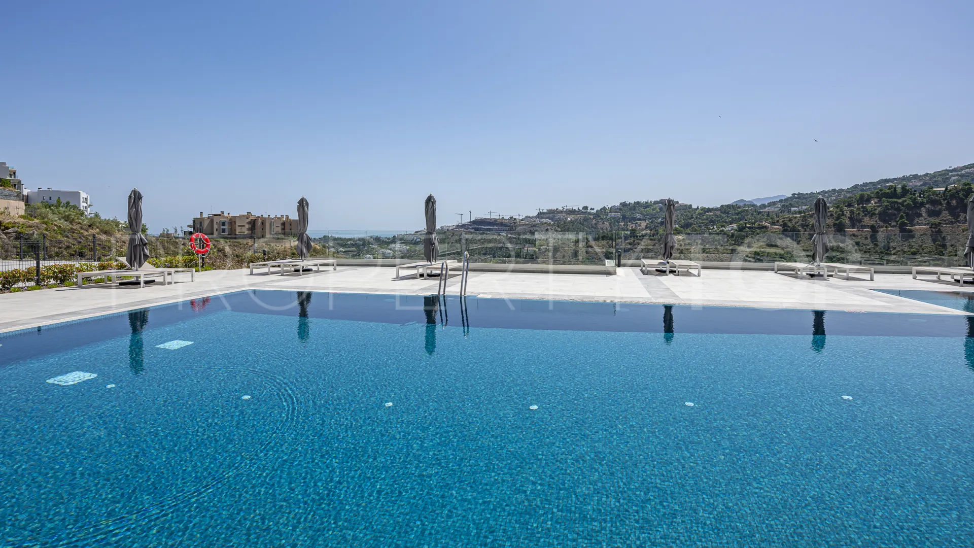 For sale apartment with 4 bedrooms in Real de La Quinta