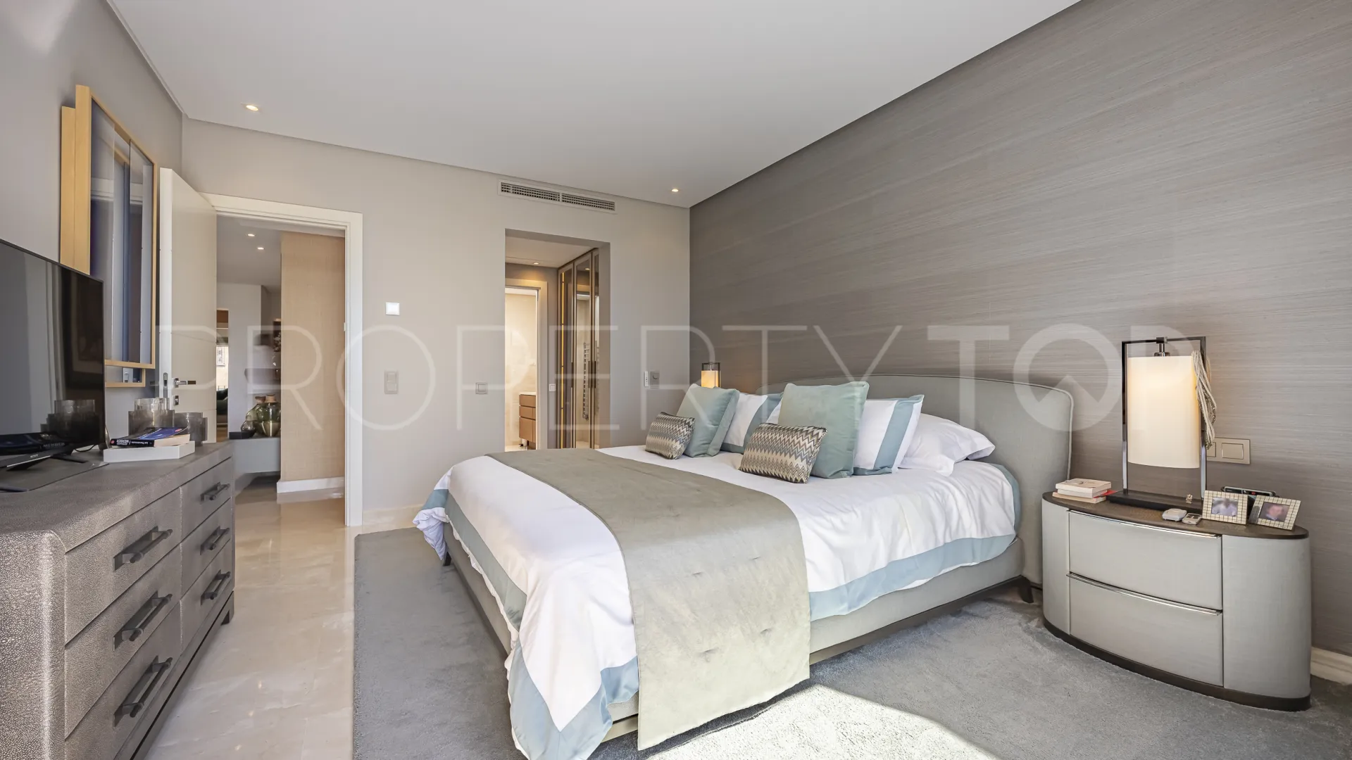 2 bedrooms penthouse in Mansion Club for sale