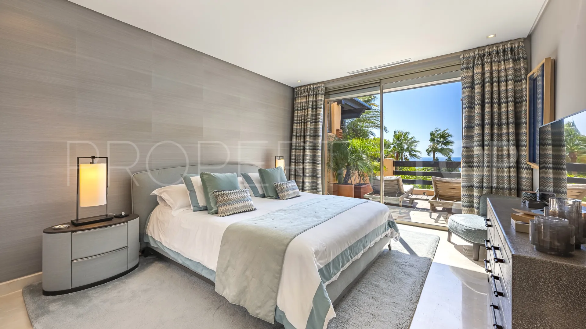 2 bedrooms penthouse in Mansion Club for sale