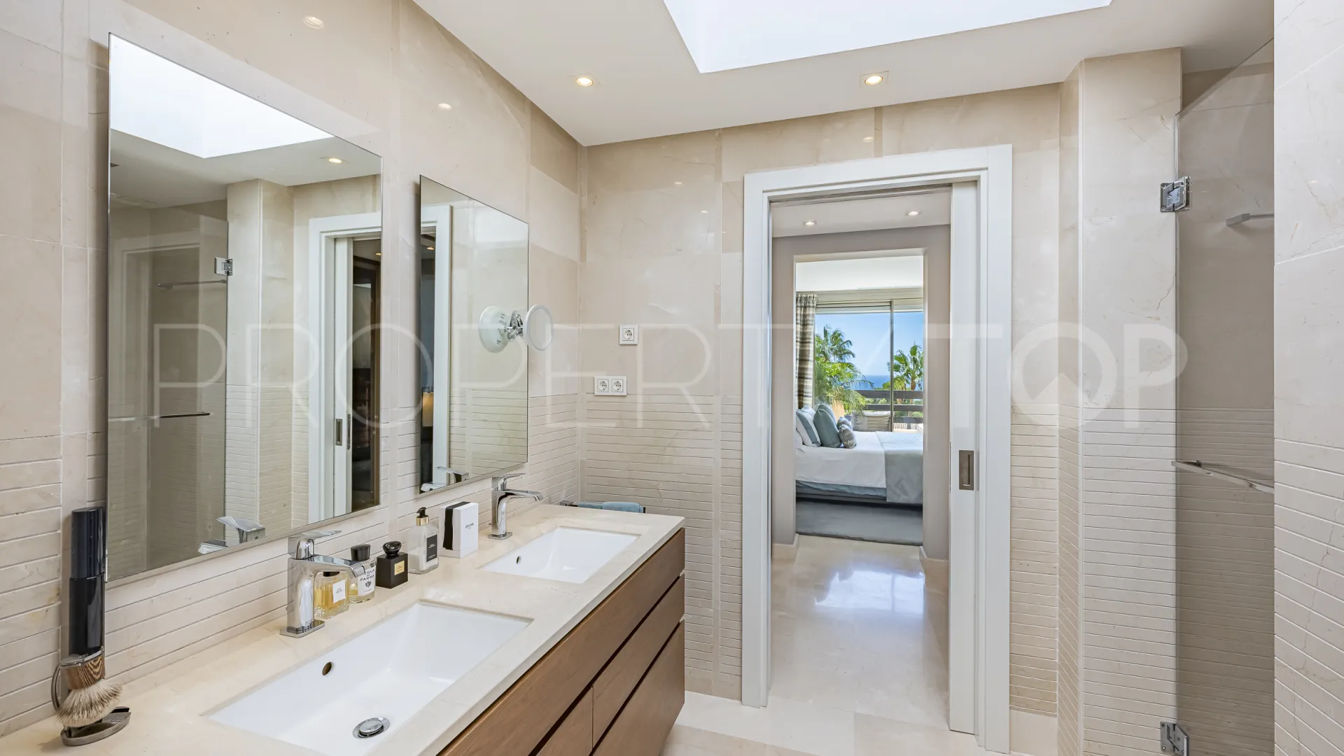 2 bedrooms penthouse in Mansion Club for sale
