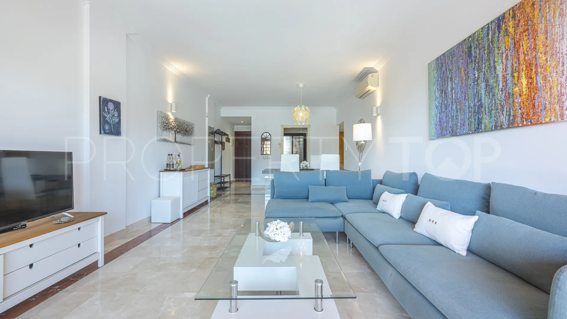 Se vende apartamento planta baja de 2 dormitorios en Buenas Noches