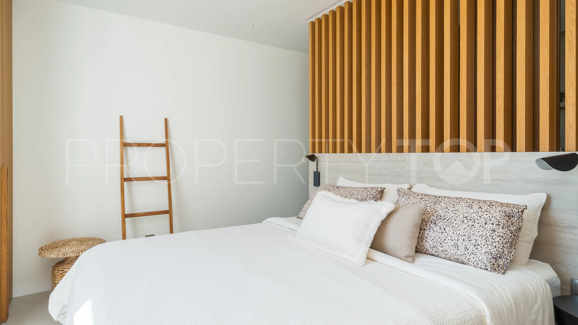 4 bedrooms town house for sale in Aloha