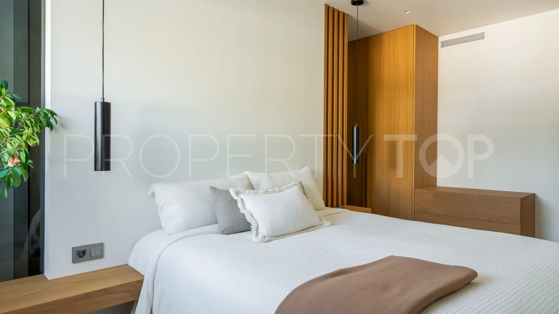 4 bedrooms town house for sale in Aloha