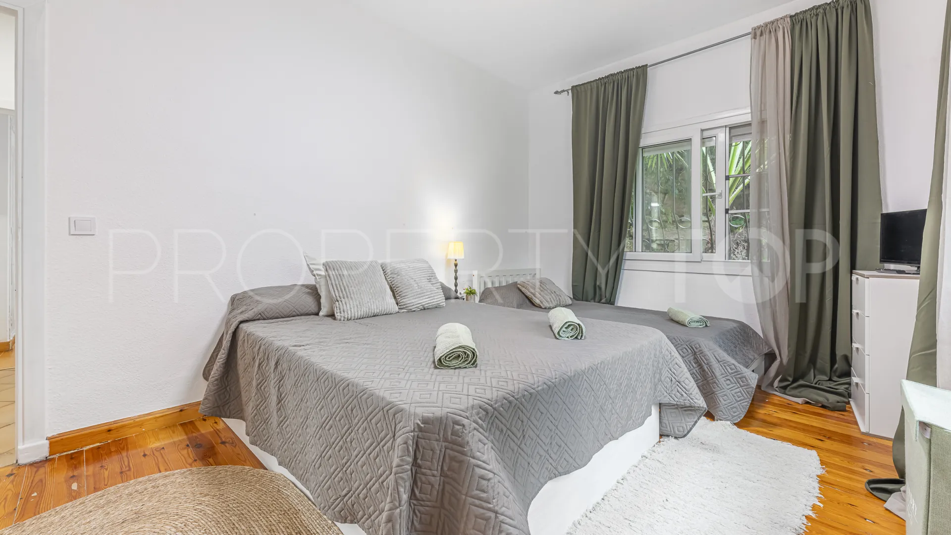 Se vende casa en Buenas Noches con 3 dormitorios