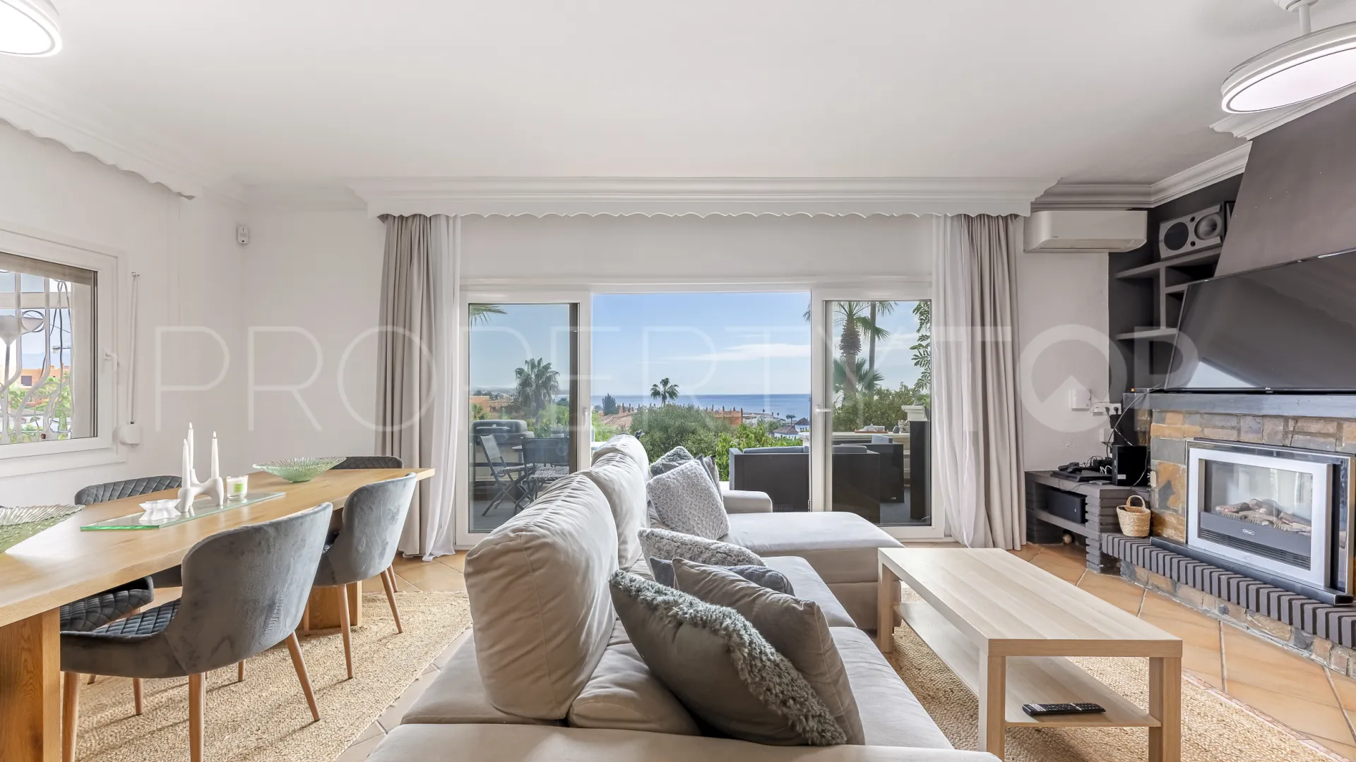 Se vende casa en Buenas Noches con 3 dormitorios