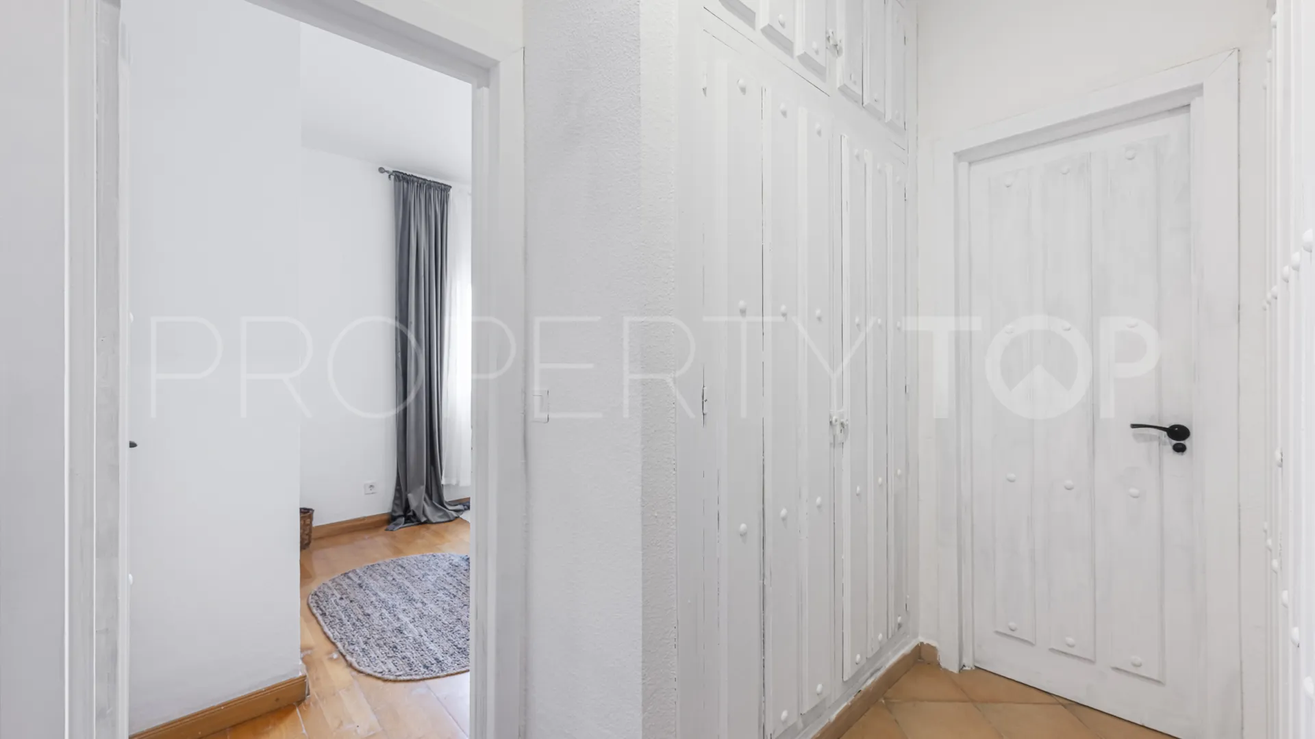 Se vende casa en Buenas Noches con 3 dormitorios
