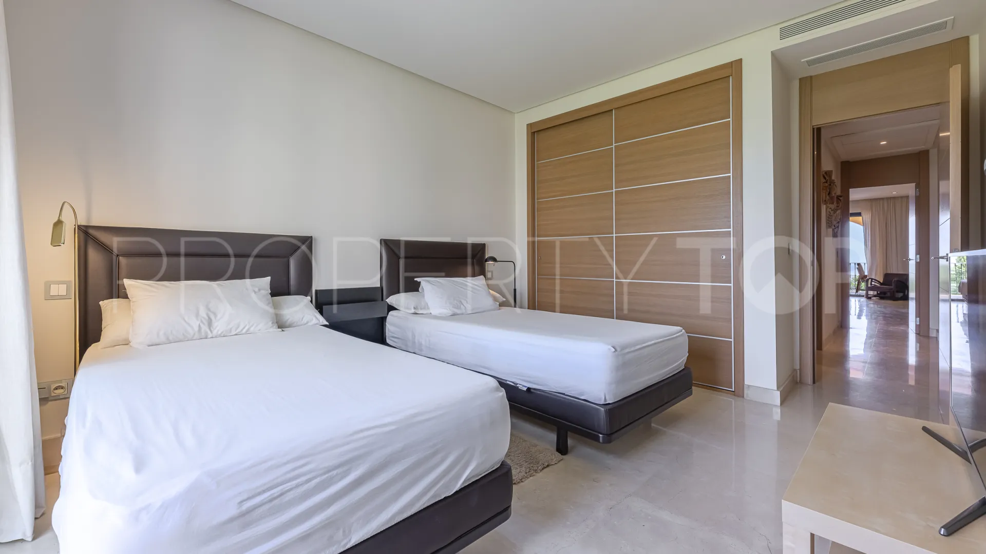 Apartment with 2 bedrooms for sale in Marbella