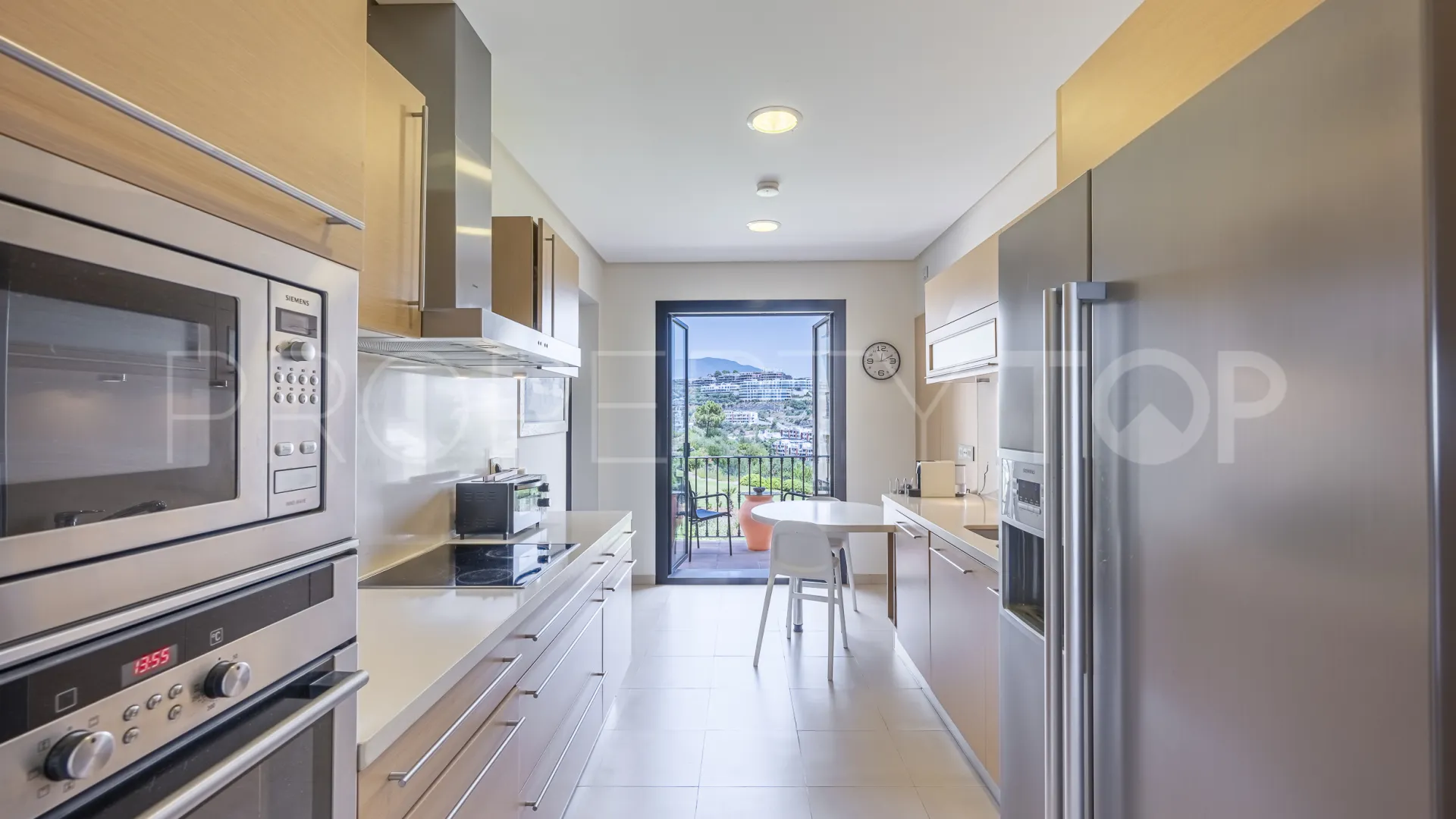 Apartment with 2 bedrooms for sale in Marbella
