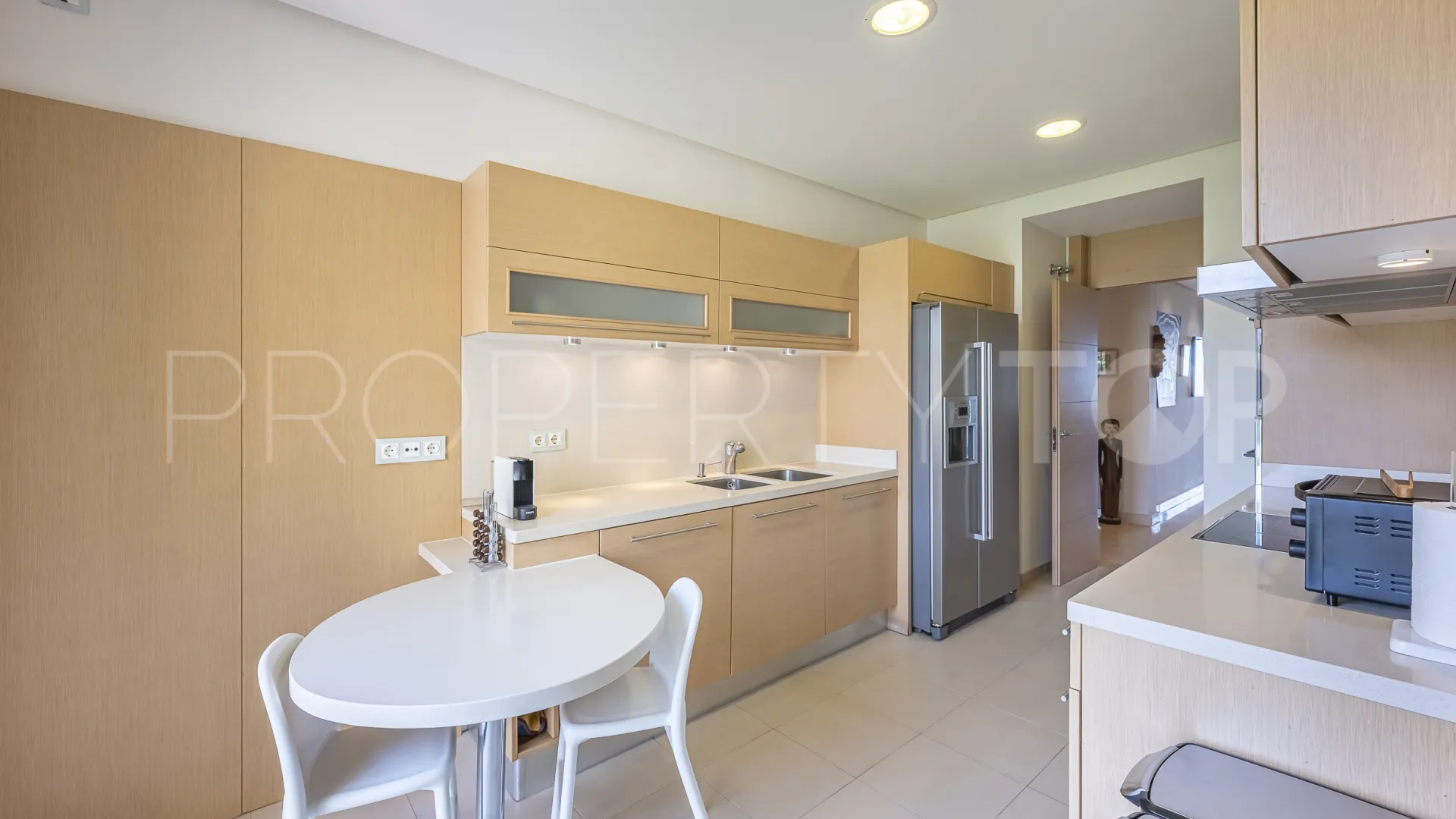 Apartment with 2 bedrooms for sale in Marbella