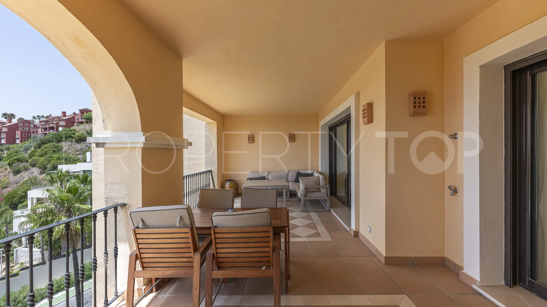 Apartment with 2 bedrooms for sale in Marbella