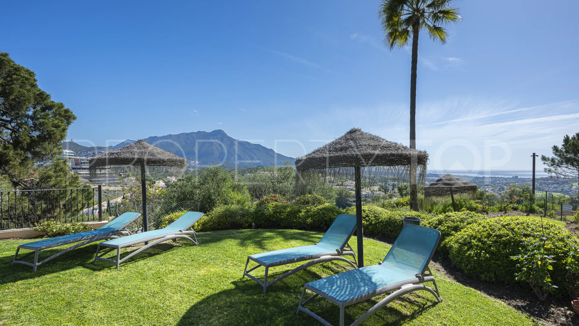 Apartment with 2 bedrooms for sale in Marbella