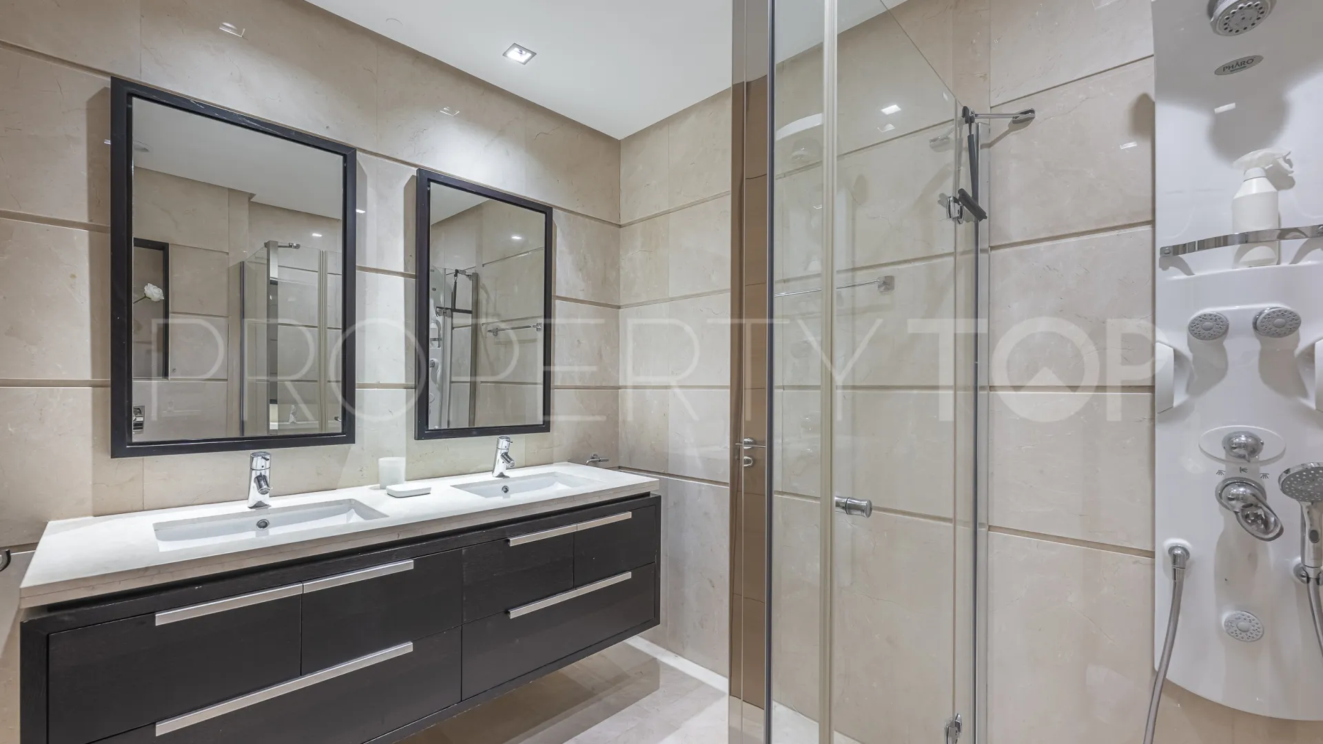 Apartment with 2 bedrooms for sale in Marbella