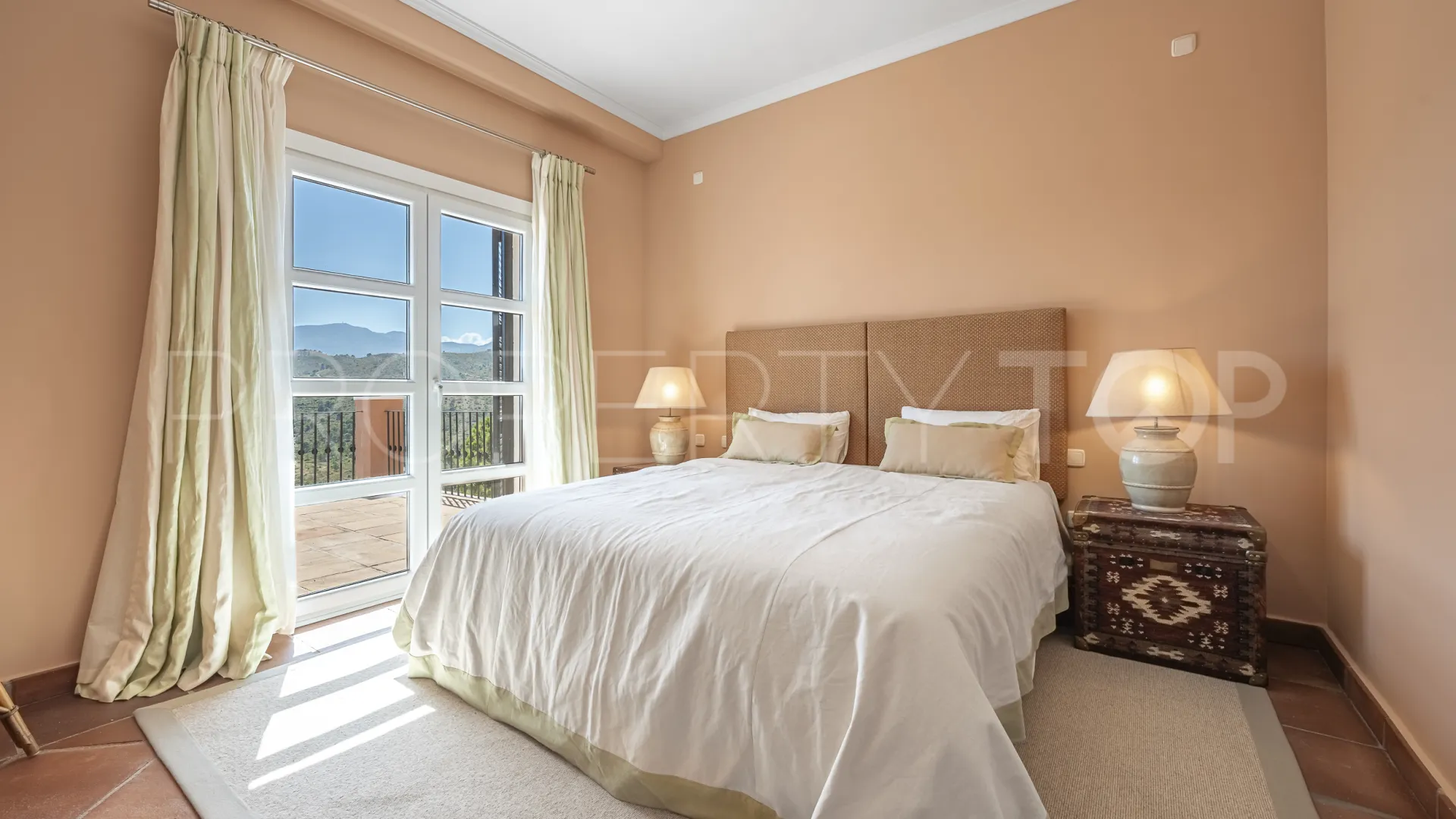 4 bedrooms Monte Mayor town house for sale