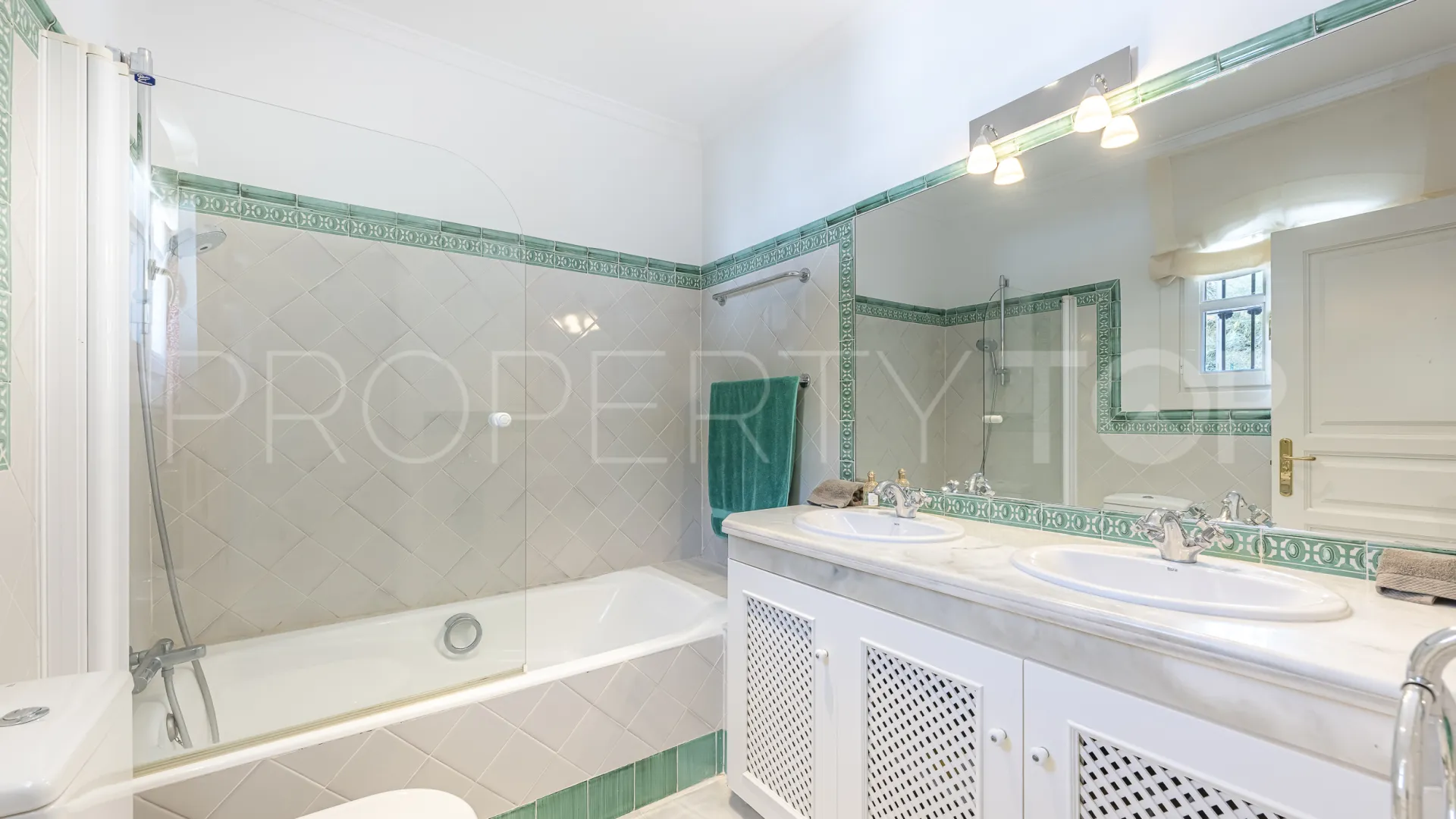 4 bedrooms Monte Mayor town house for sale
