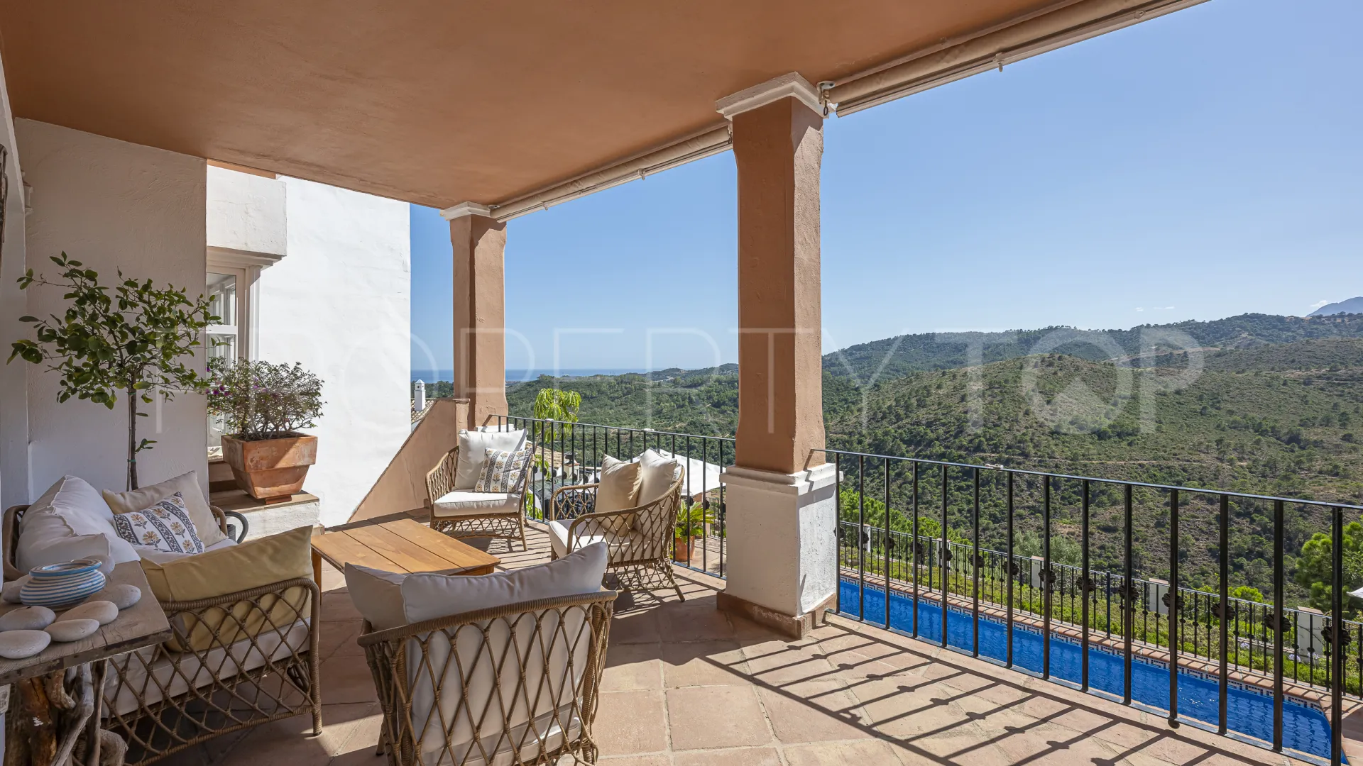 4 bedrooms Monte Mayor town house for sale