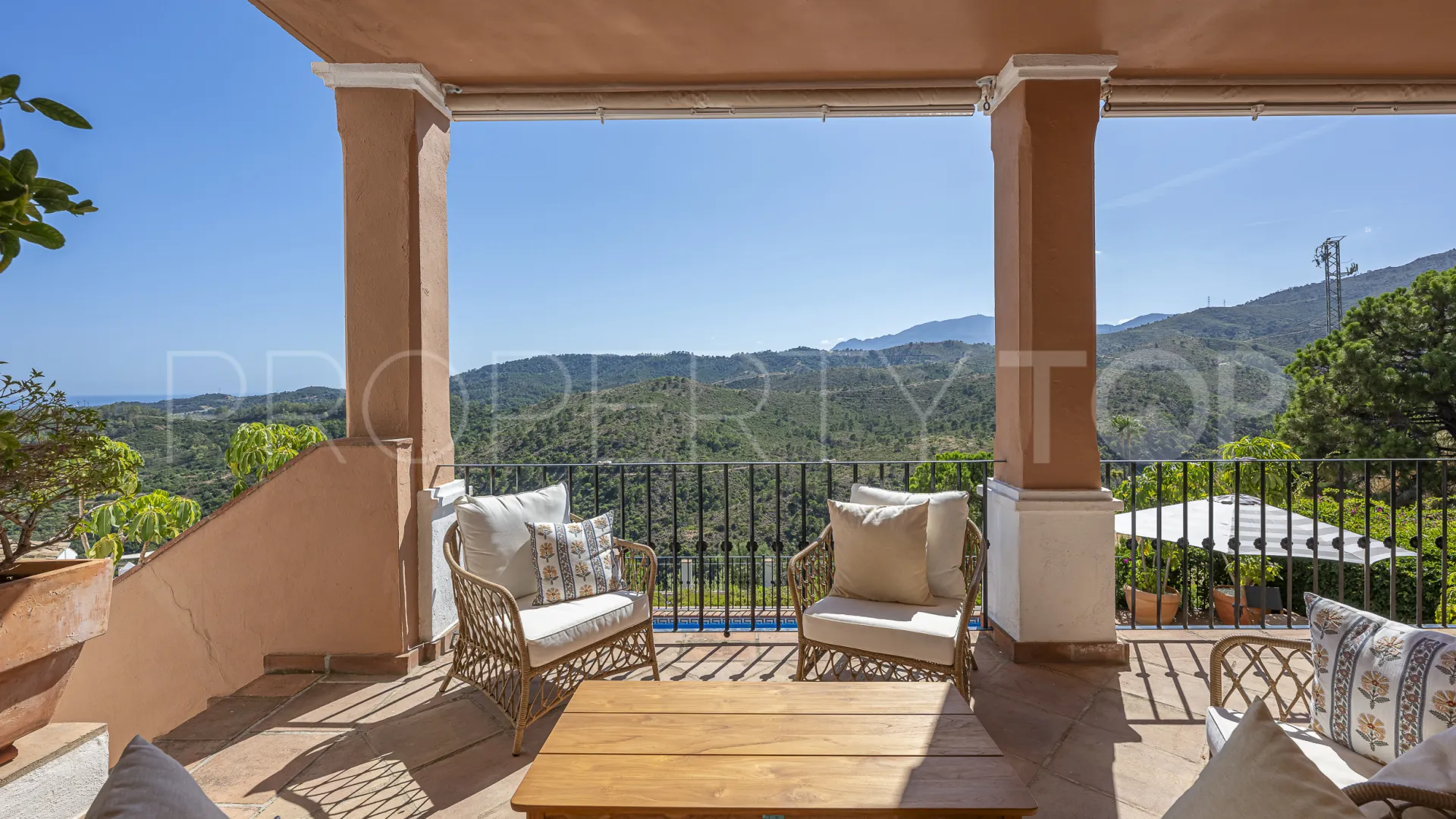 4 bedrooms Monte Mayor town house for sale