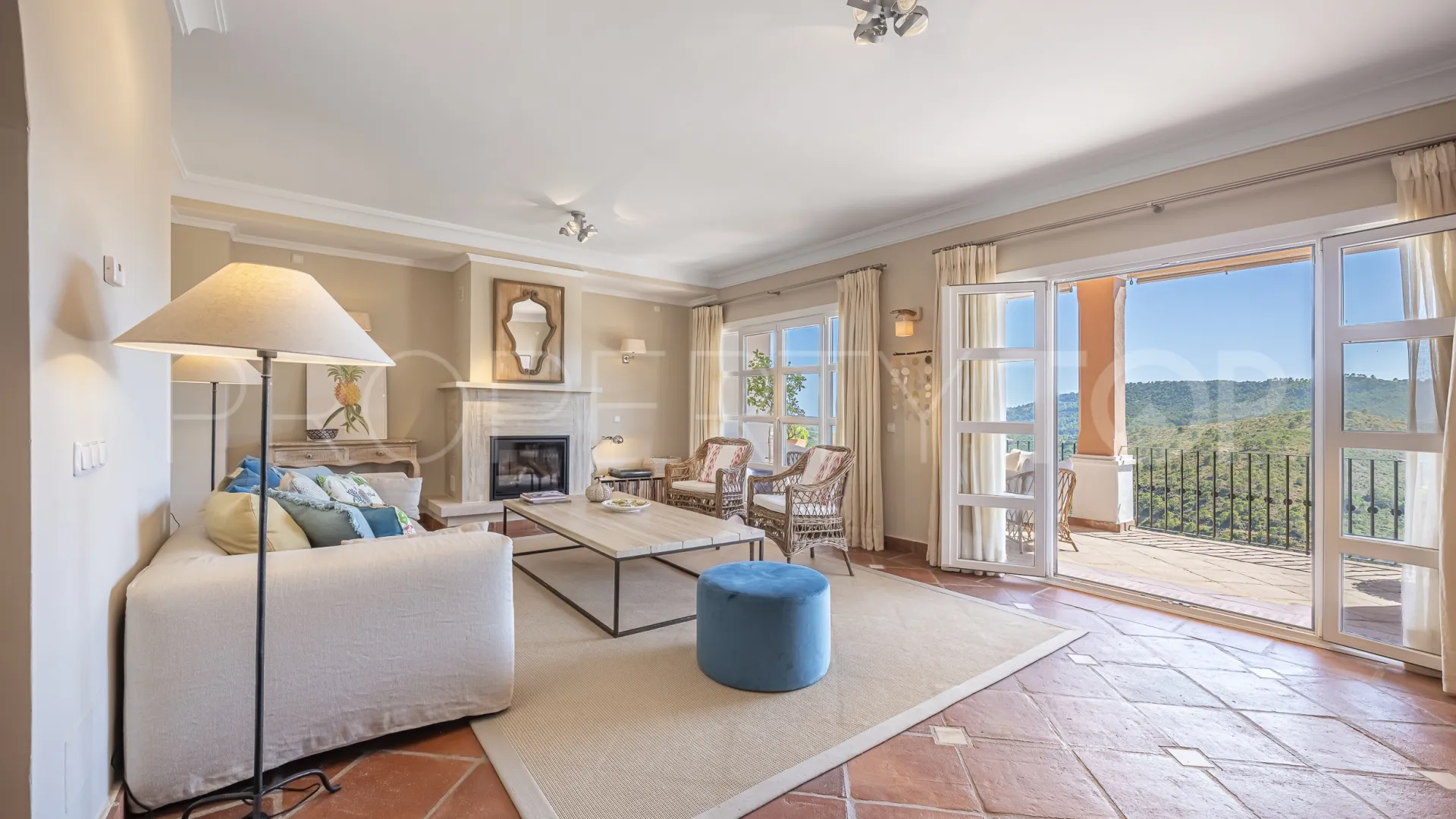 4 bedrooms Monte Mayor town house for sale